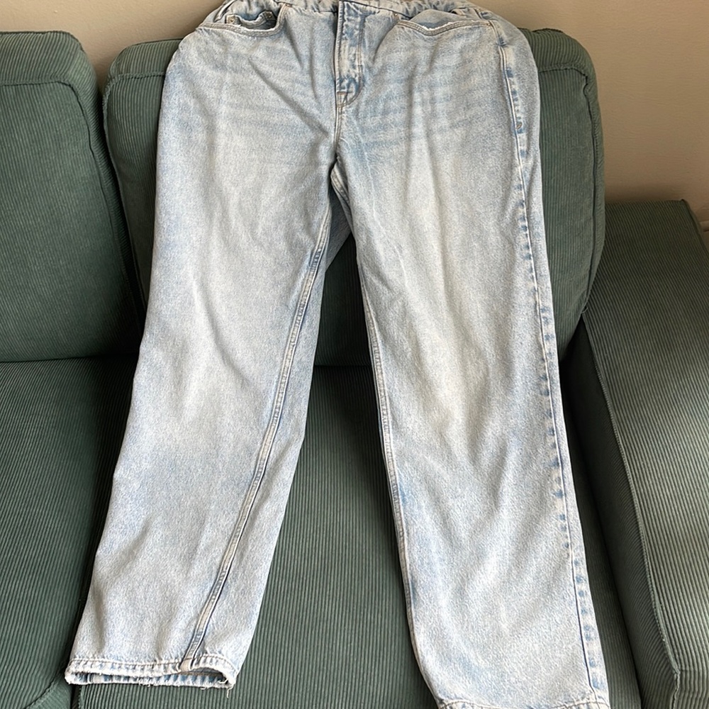 Good American x Zara jeans